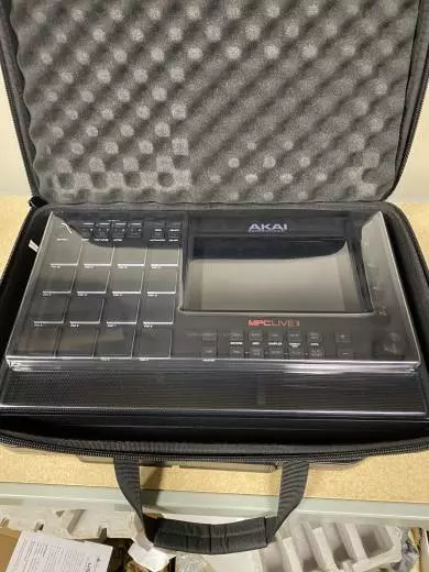 Akai - MPC LIVE II